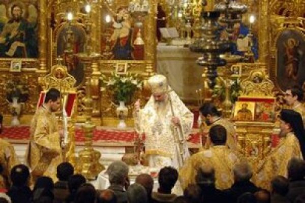 Creştinii ortodocşi şi greco-catolici intră în Săptămâna Luminată